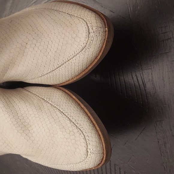 LUCKY BRAND Majzan Ivory Lizard Print Leather Slip On Loafers - Picture 5 of 14